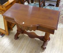 VICTORIAN CONSOLE TABLE