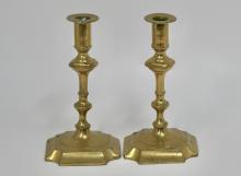 18TH CENTURY BRASS CANDLESTICKS