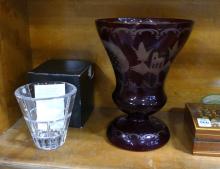 VASES, CANDLEHOLDER AND TOKENS