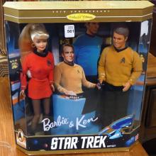 "STAR TREK" BARBIE AND KEN SET