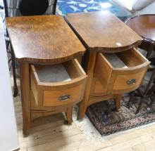 PAIR OF NIGHTSTANDS