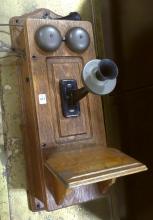 ANTIQUE OAK WALL PHONE