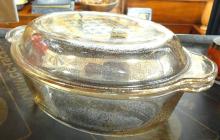 CASSEROLE DISHES AND POT