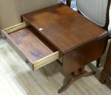 LOW DROP-LEAF TABLE