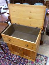 WASHSTAND/DRY SINK WITH MIRROR