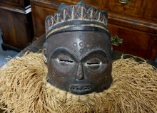 AFRICAN MASK