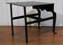 ANTIQUE IRON FOOTMAN