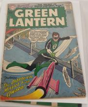 BINDER OF GREEN LANTERN COMIC BOOKS