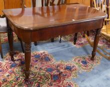 VICTORIAN CONSOLE TABLE