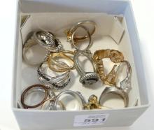 TWENTY-FIVE FASHION RINGS