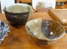 SIX STONEWARE POTTERY BOWLS