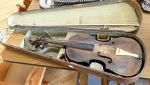 19TH CENTURY VIOLIN WITH CASE AND BOW