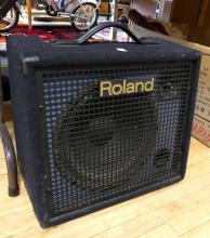 ROLAND KEYBOARD AMPLIFIER