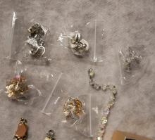 VINTAGE FASHION JEWELLERY