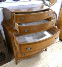 ART DECO CHEST OF DRAWERS