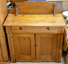 PRIMITIVE PINE WASHSTAND