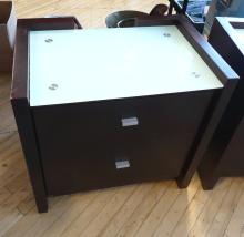 PAIR OF CONTEMPORARY NIGHTSTANDS