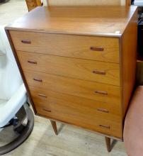 TEAK CHEST OF DRAWERS