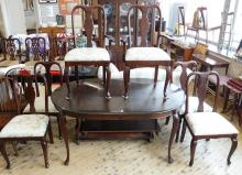 GIBBARD DINING TABLE WITH CHAIRS