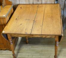 PRIMITIVE PINE DROP-LEAF KITCHEN TABLE