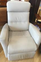 DESIGNER LEATHER RECLINER