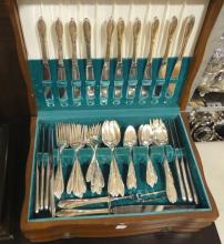 TUDOR PLATE AND COMMUNITY SILVER PLATE FLATWARE