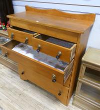 EARLY PINE CHEST OF DRAWERS