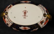 THREE PIECES OF DERBY "IMARI" CHINA