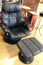 RETRO RECLINER WITH FOOTSTOOL