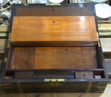 LARGE ROSEWOOD LAP DESK