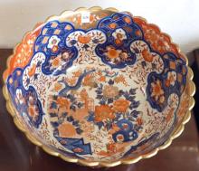 IMPRESSIVE CHINESE IMARI PORCELAIN BOWL