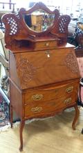 VICTORIAN SLANT FRONT WRITING DESK