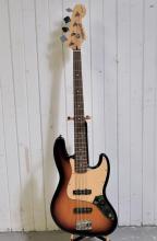 FENDER BASS GUITAR