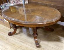 VICTORIAN COFFEE TABLE