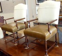 SET OF OAK DINING CHAIRS