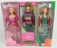 5 BARBIES IN BOXES