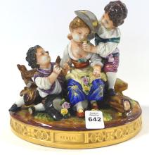 ANTIQUE PORCELAIN FIGURE GROUP