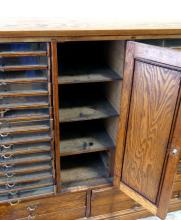 EXCEPTIONAL ANTIQUE CABINET OF DRAWERS