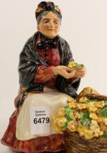 DOULTON FIGURINE "PRIMROSES"