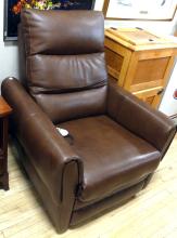 PALLISER LEATHER LIFT CHAIR