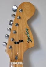 STRATOCASTER STYLE GUITAR