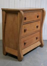 PINE CHEST OF DRAWERS