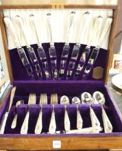 KING'S PLATE FLATWARE