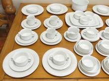 HUTSCHENREUTHER DINNERWARE