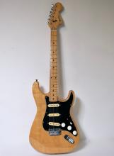 STRATOCASTER STYLE GUITAR