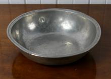 18TH CENTURY PEWTER BOWL
