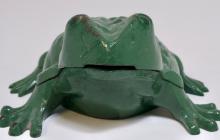 CAST IRON FROG BANK