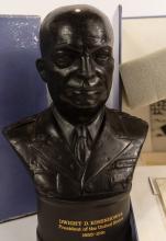 WEDGWOOD LTD. EDITION BUST