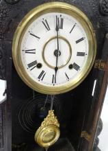 GINGERBREAD MANTEL CLOCK