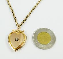 ANTIQUE GOLD LOCKET ON CHAIN